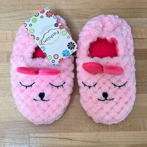 Kids Unisex Size 9/10 Pink Soft Plush Bunny Slippers Elastic Non Skid Soles NWT